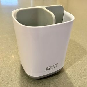 Joseph Joseph East-Store Toothbrush Holder